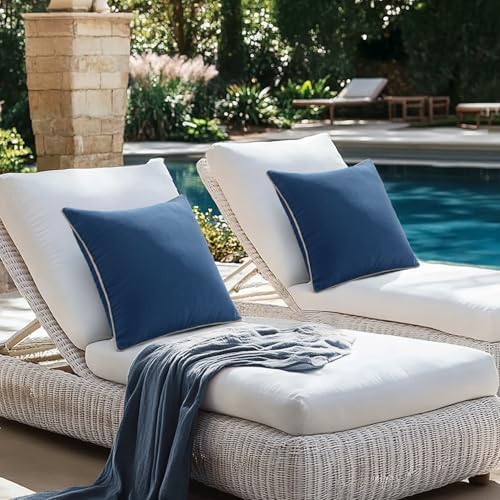 MIULEE Pack of 2 Waterproof Outdoor Pillow Covers